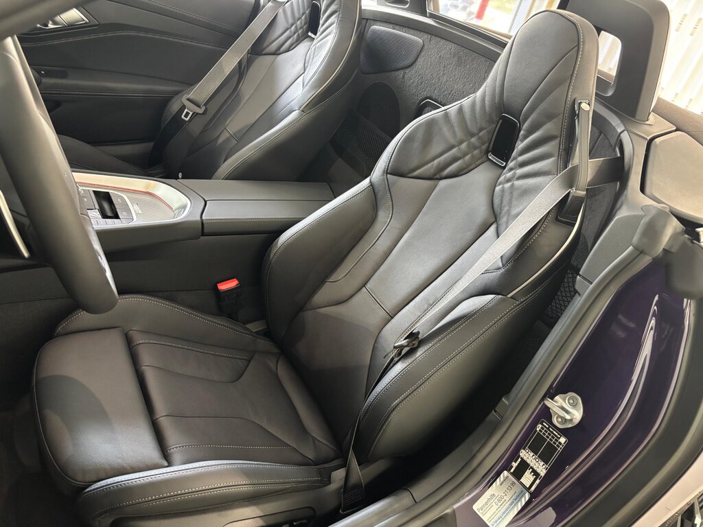 vehicle-2885255-12-2