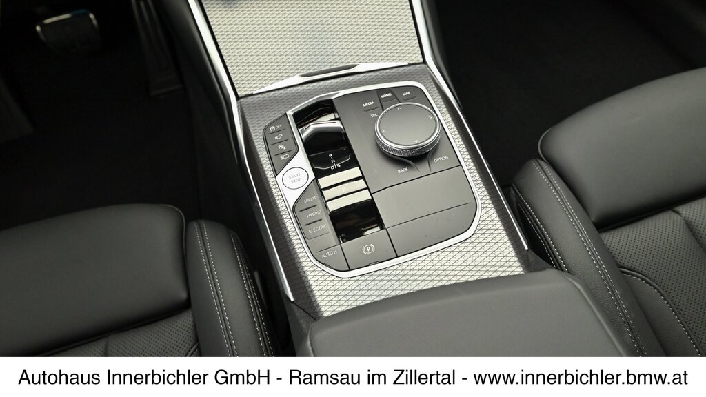 vehicle-2962216-10-2