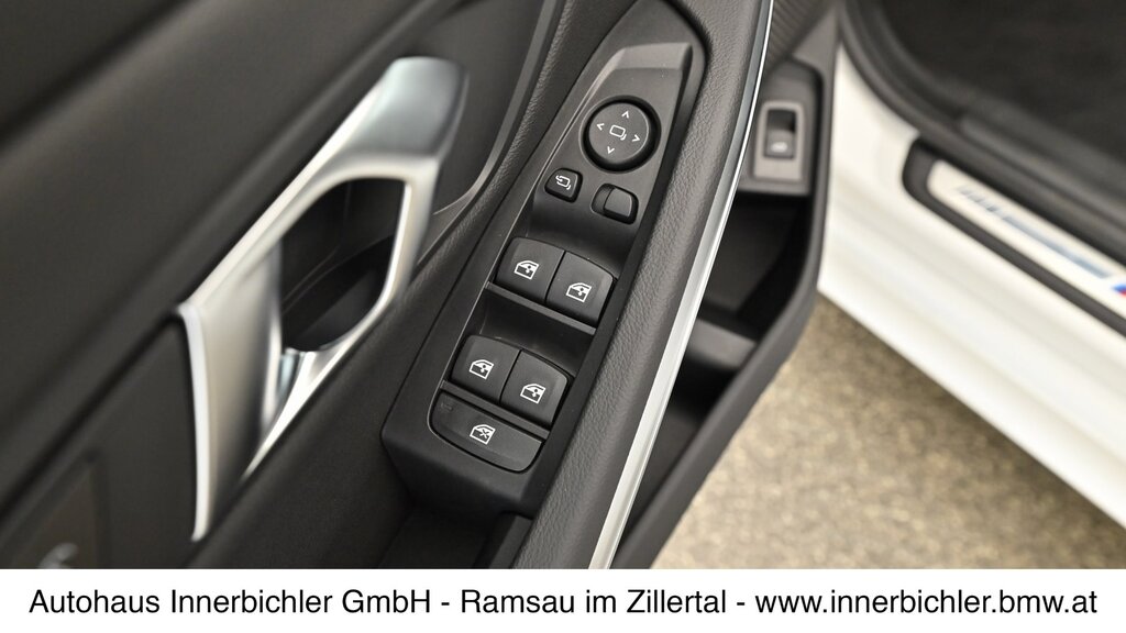 vehicle-2962216-11-2