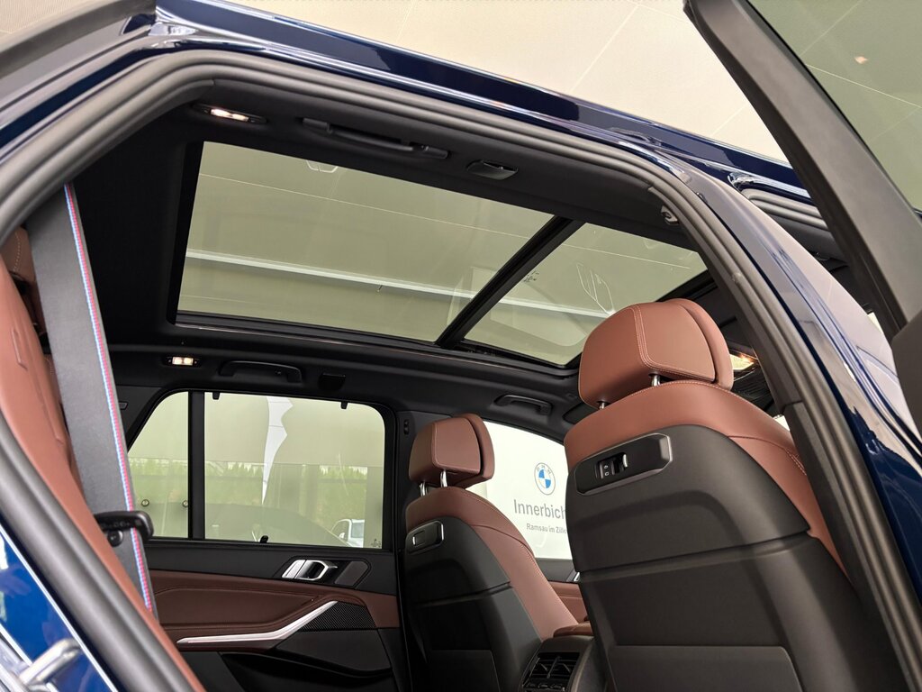 vehicle-2978050-12-2