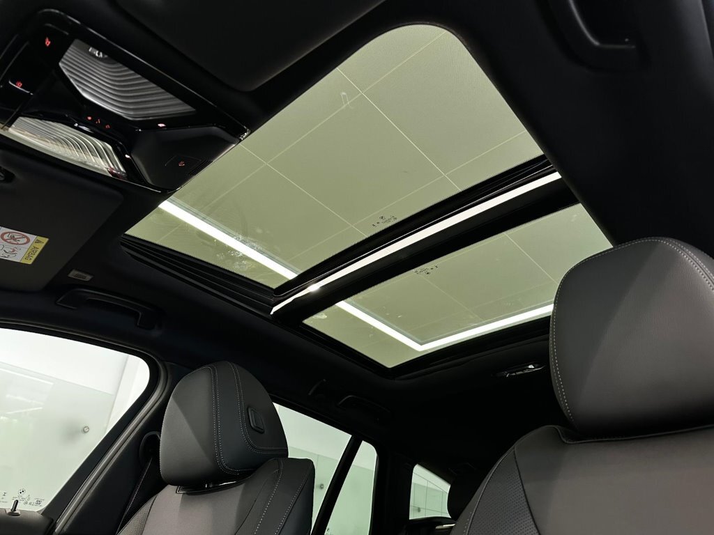 vehicle-2986561-10-2