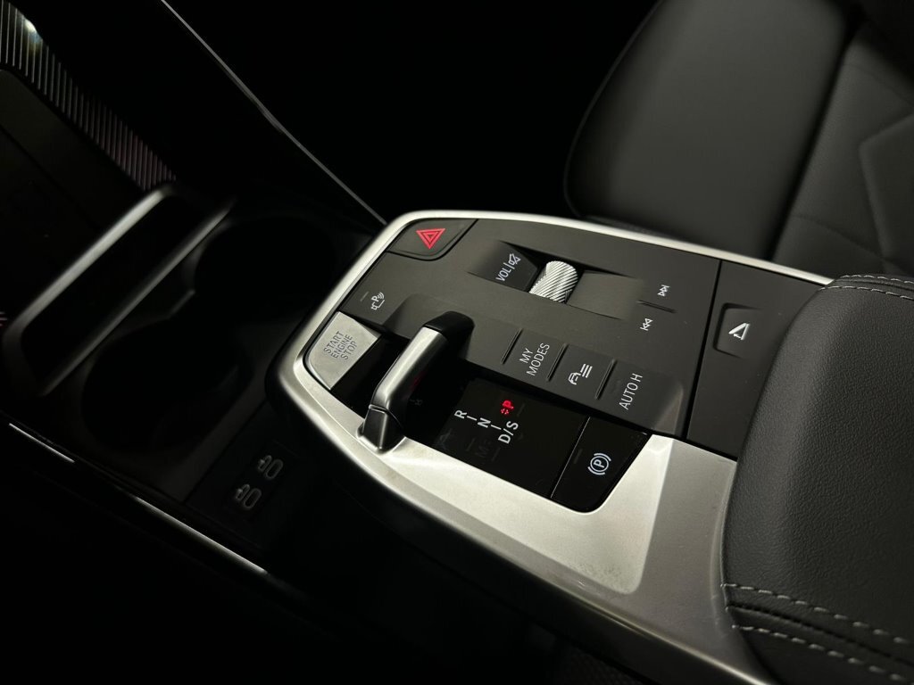 vehicle-3014178-11-2