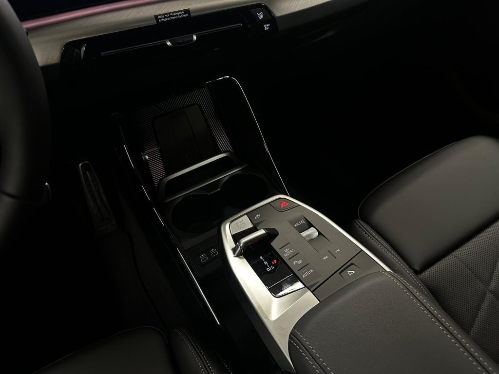 vehicle-3014178-12-2