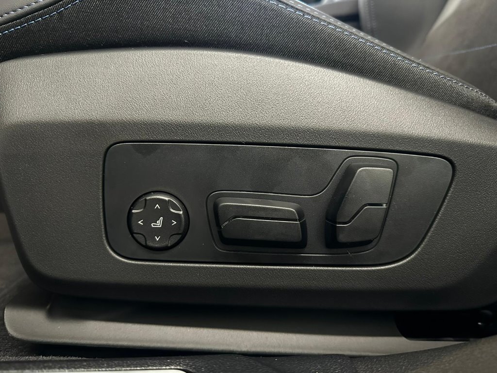 vehicle-3014577-13-2