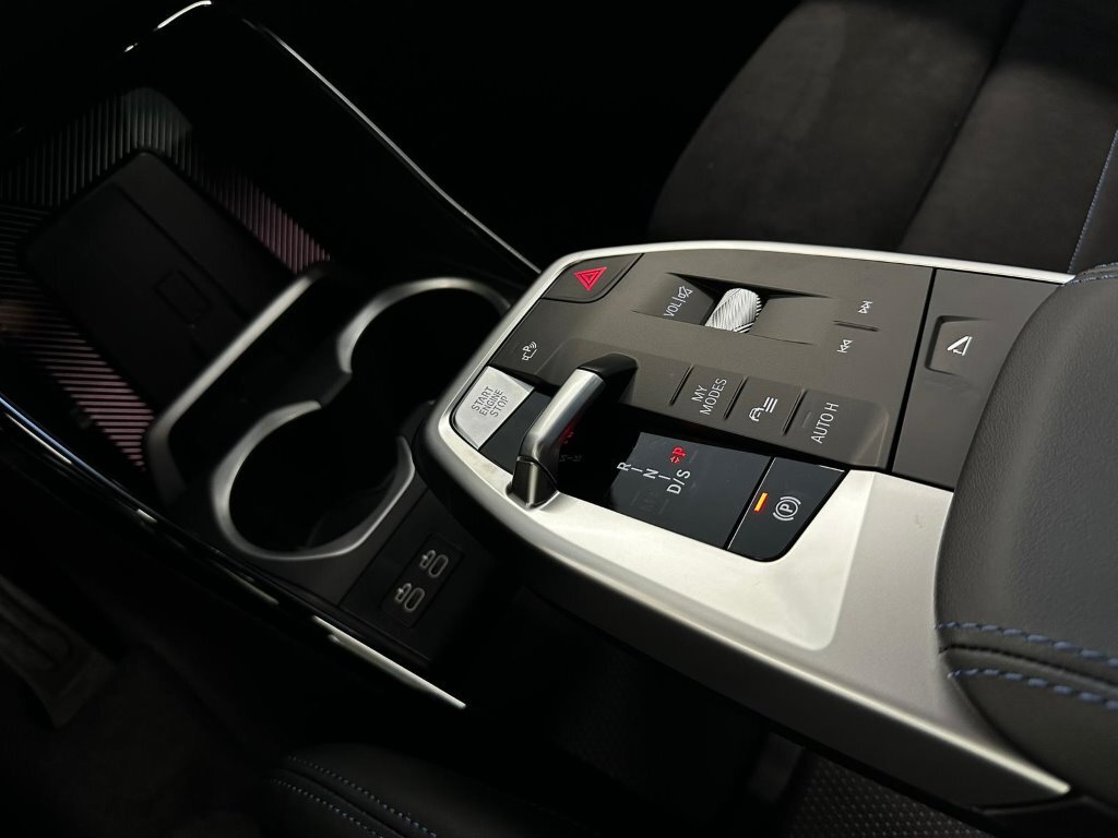 vehicle-3015083-11-2