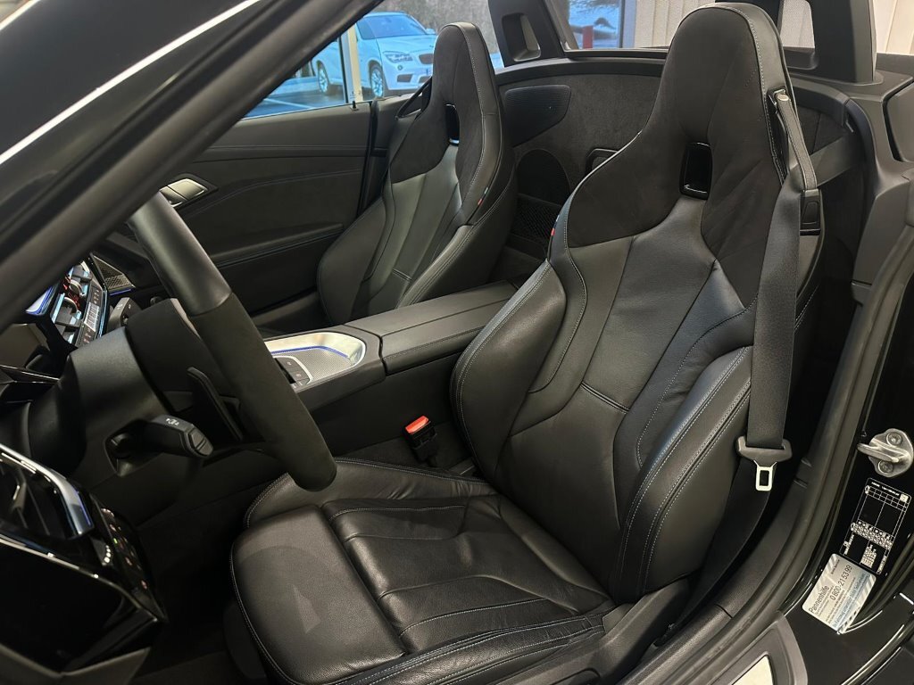 vehicle-3027198-10-2