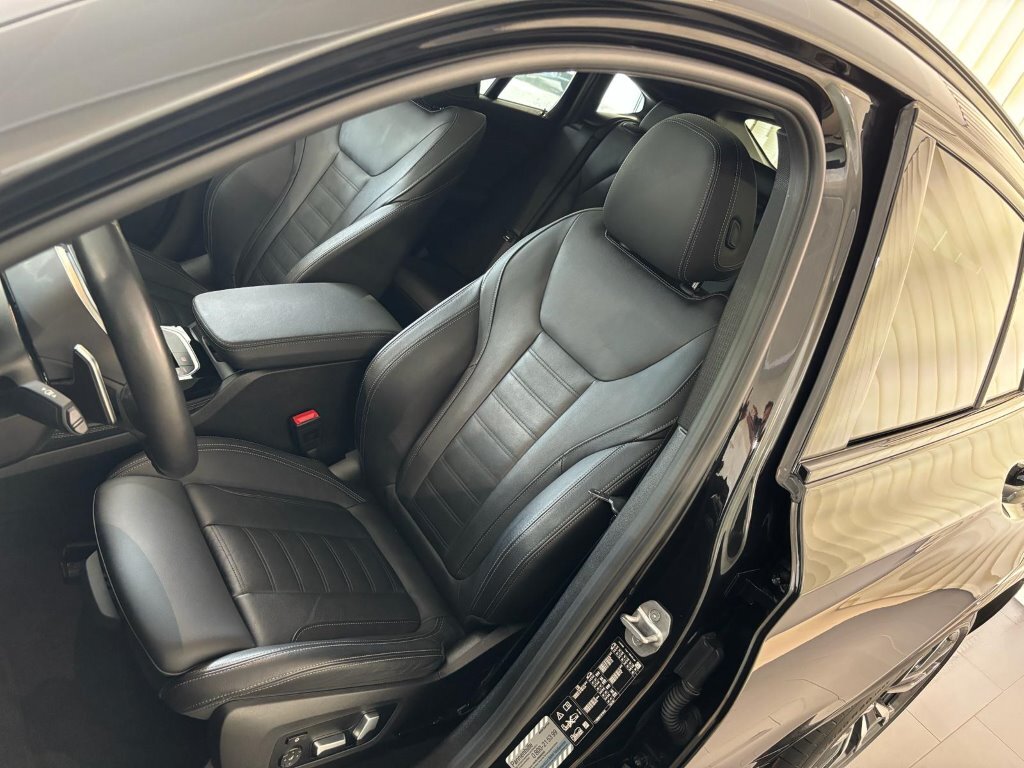 vehicle-3082177-5