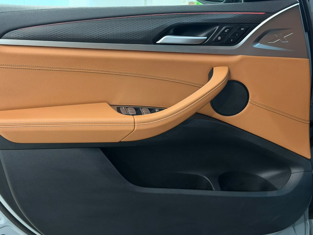 vehicle-3119081-7