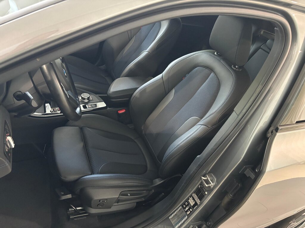 vehicle-3108314-9